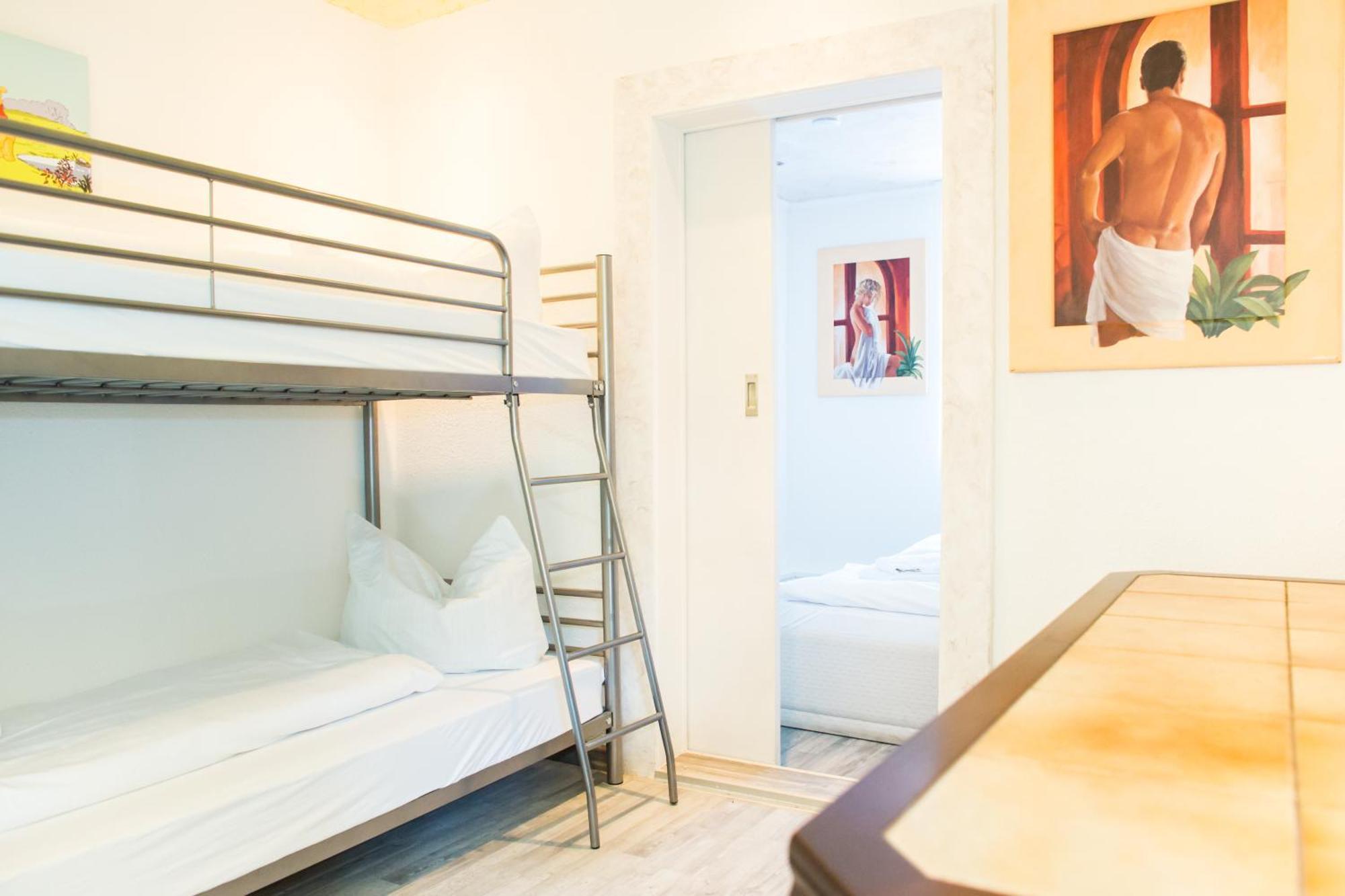 Hostel & Hotel برونلاغ المظهر الخارجي الصورة