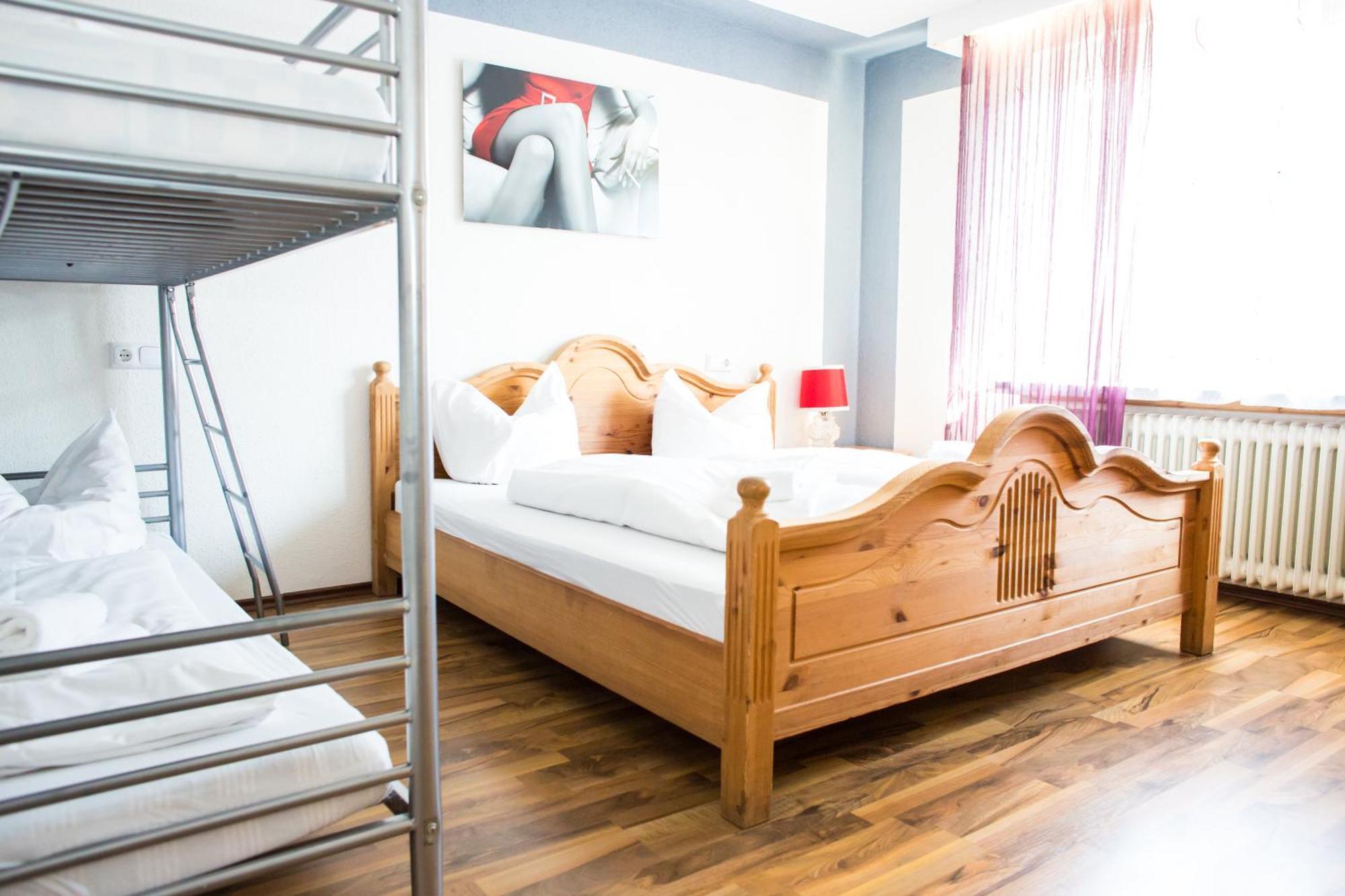 Hostel & Hotel برونلاغ المظهر الخارجي الصورة