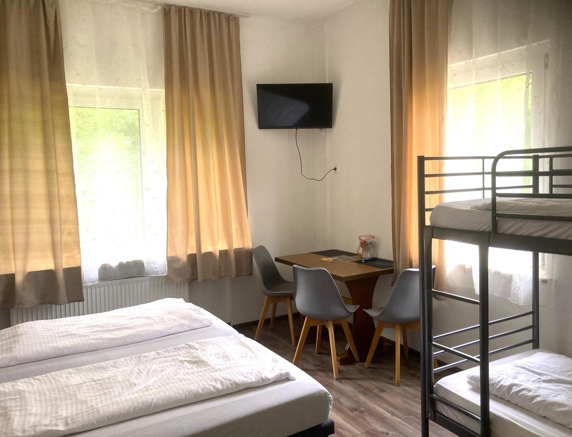 Hostel & Hotel برونلاغ المظهر الخارجي الصورة